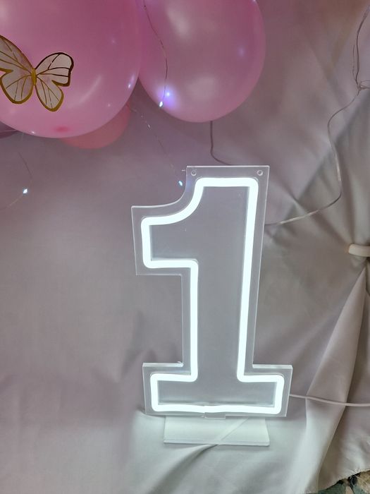 Светеща лед цифра