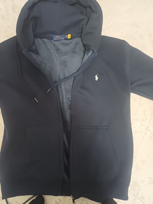 Продается зипка поло