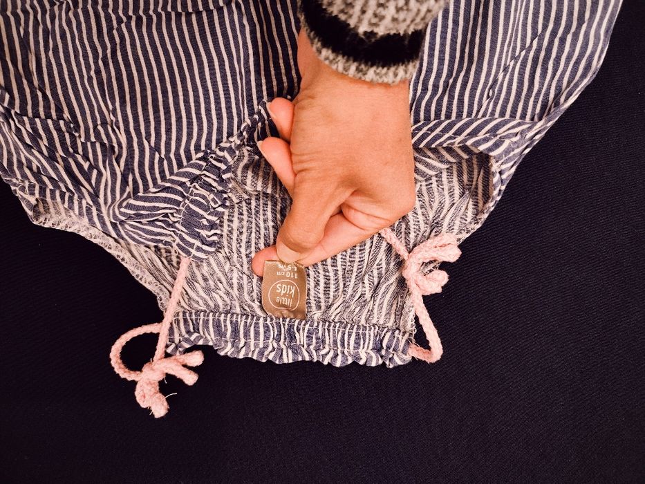 Rochiță pentru fetițe