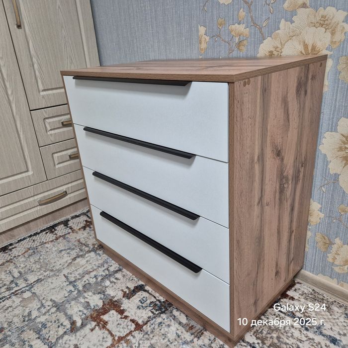 Продам комод белый новый