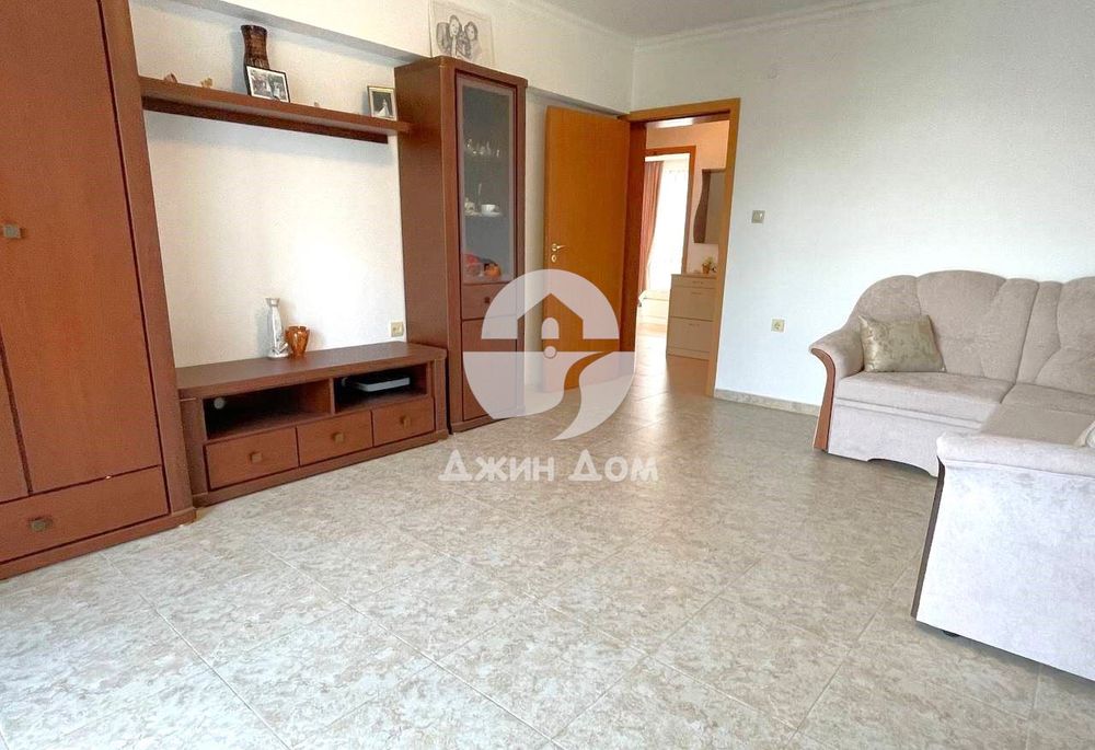 Продава се Тристаен апартамент в Свети Влас - 80 кв.м за 1319 €/кв.м - Снимка #1