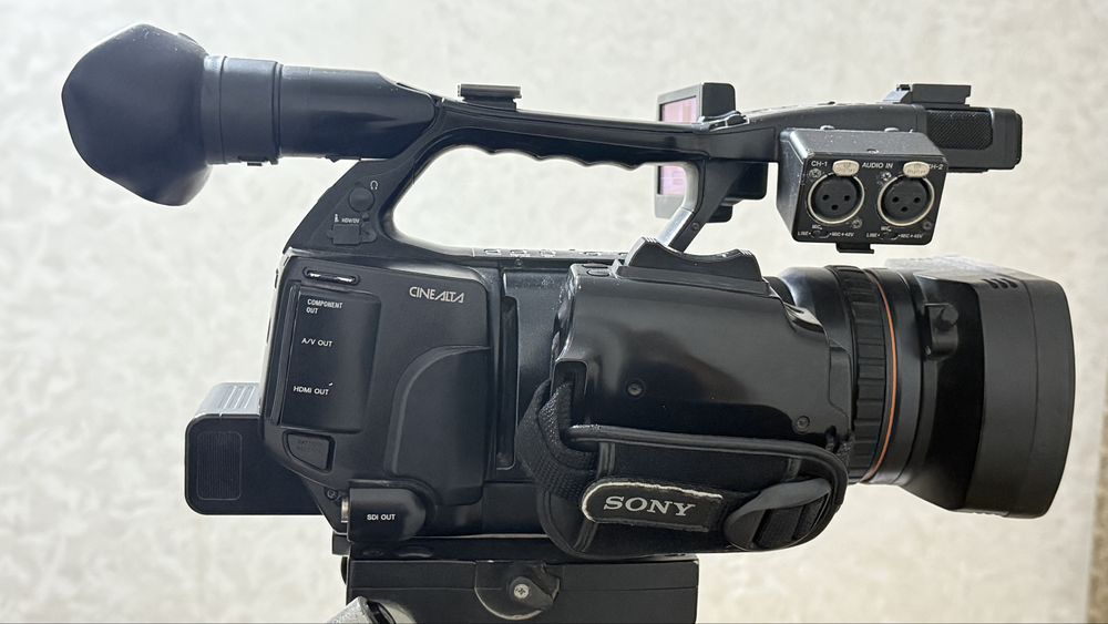 Видеокамера SONY XDCAM EX