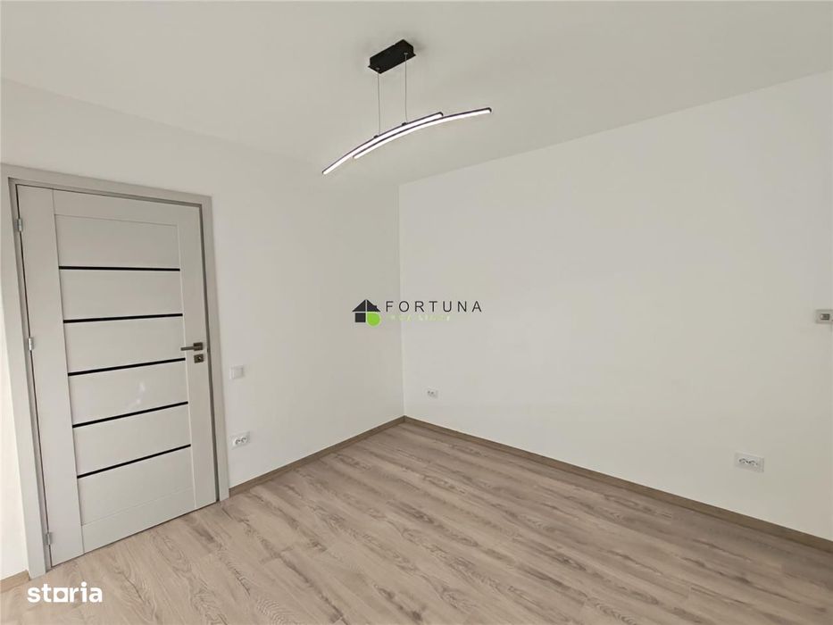 Apartament 2 camere decomandat, renovat, strada Toamnei, Centrul Civic — fotografia 3