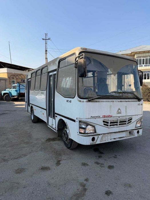 ISUZU SAZ HC40 автобус