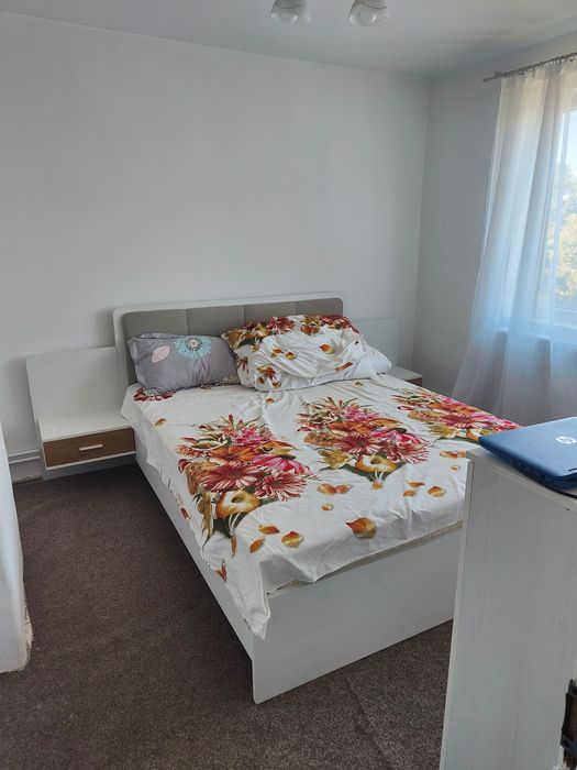 Apartament de închiriat