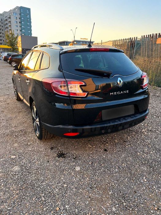 Renault Megane 3 BOSE Break – 1.4 TCe Benzină | Noiembrie 2011 | 204.500 km