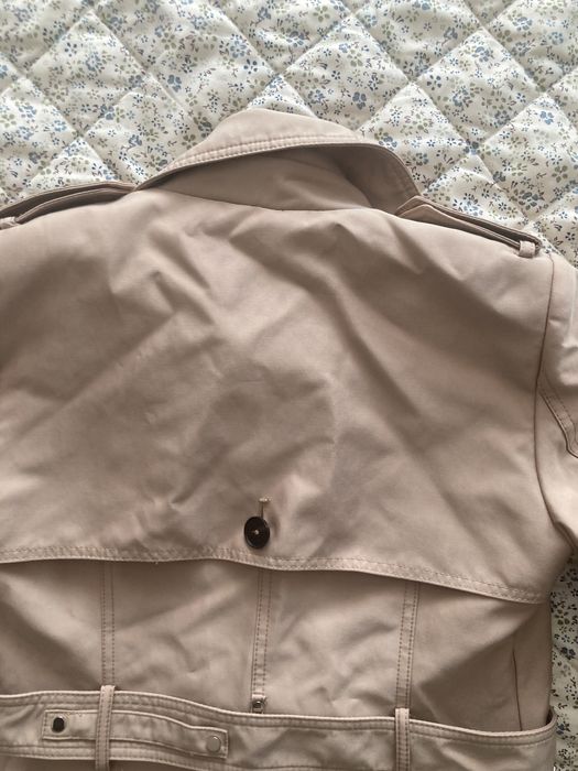 Шлифер Zara , подходящ за пролет и есен.