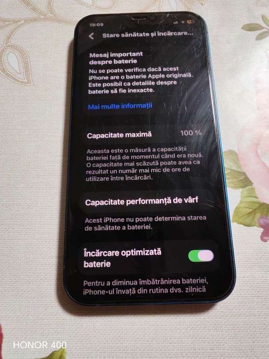 Vand iphone 12 simplu