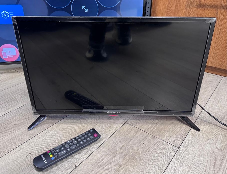 Amanet F28: Tv Led Vortex V24TD1200 61cm HD