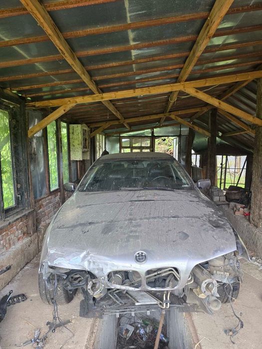BMW E39 цяла за части