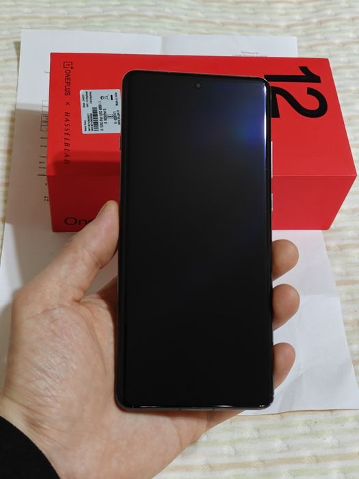 One Plus 12 256 gb Ram 12 5G