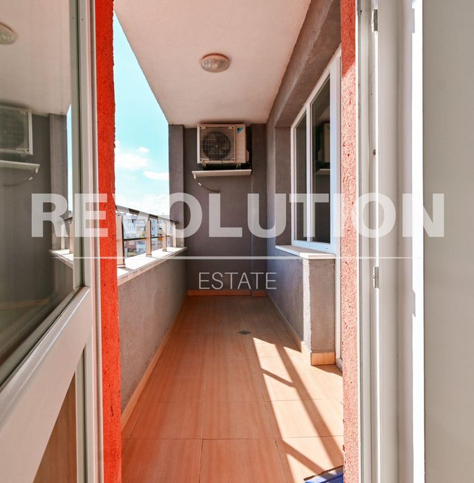 Двустаен апартамент в ж.к. Левски Г