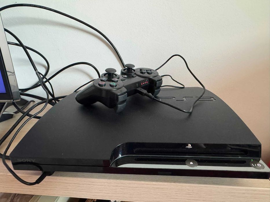 PlayStation 3 Slim 320GB — 5 Jocuri, Controller Wireless Compatibil, Testată și Funcțională