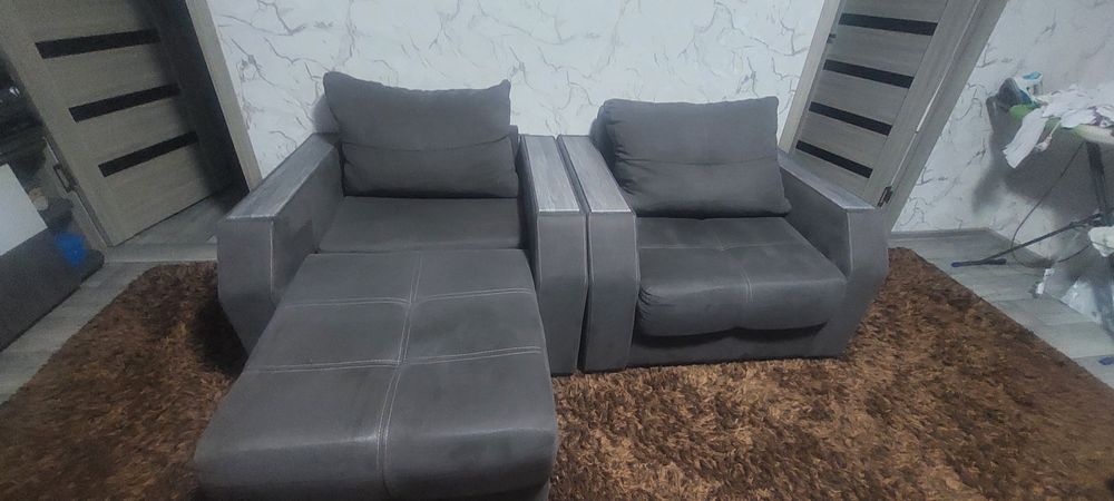 Продам диван и 2 кресла