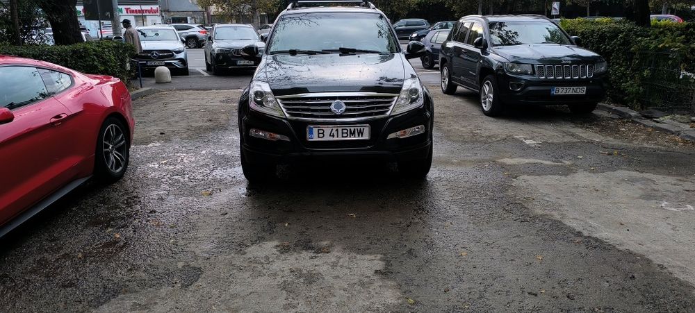 Vând Ssangyong Rexton W 2014 full options