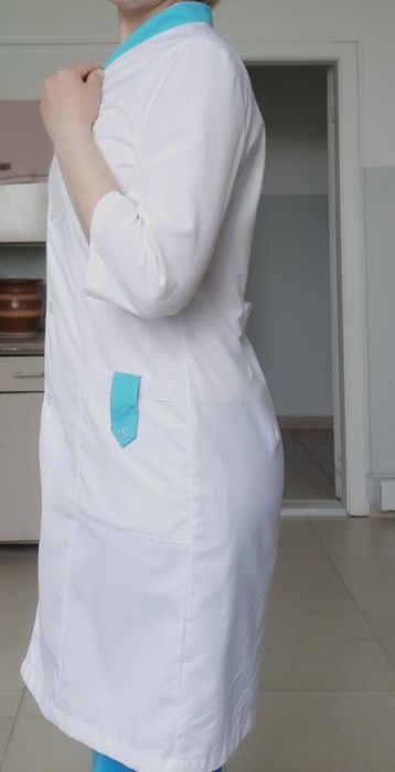 Халат лабораторный, медицинский