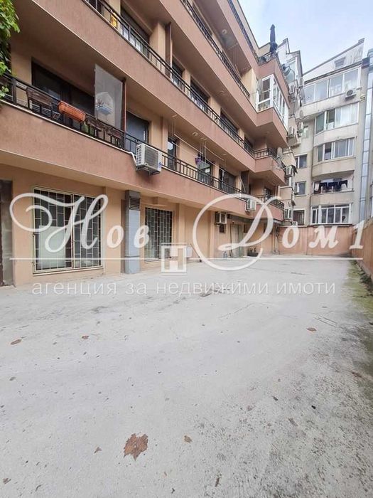 Продава се Гараж / Паркомясто в Варна, Цветен квартал - 21 кв.м за 1048 €/кв.м - Снимка #1