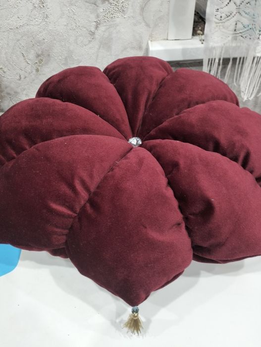 Продам декоративную подушку.