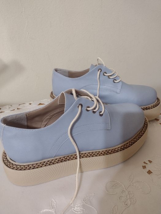 Pantofi de piele Nr 38