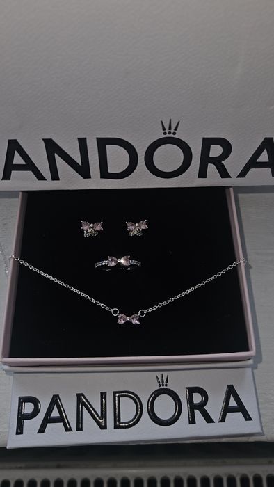 Set Pandora fundita roz