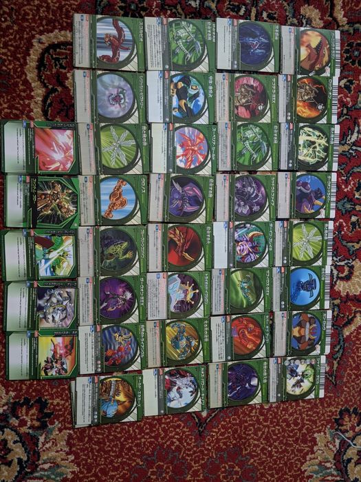 Продам бакуган из старых сезонов