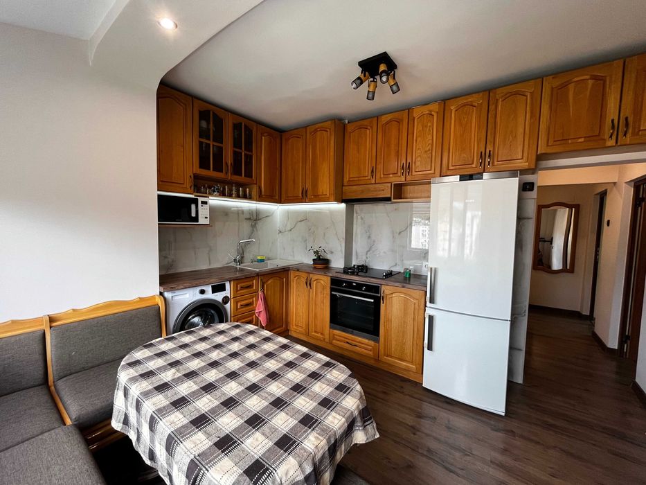 3-стаен тухла, кв. Бичкиня