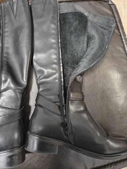 Дамски ботуши с мека вата 37р-р, 40лева, изкуствена еластична кожа