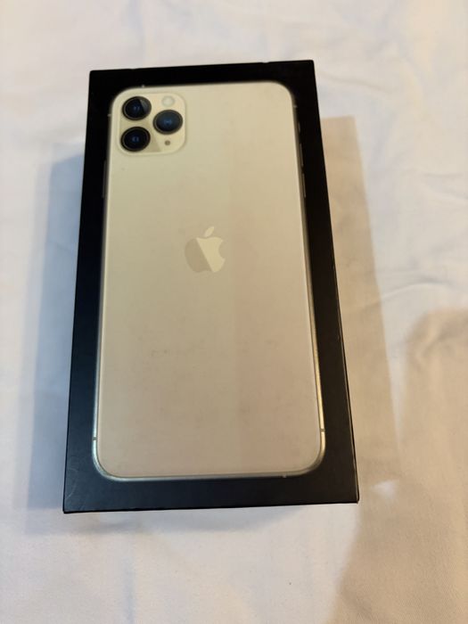 iPhone  11 pro max - полный комплект