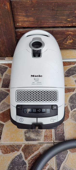 Aspirator Miele S8330 - Hepa 2200W