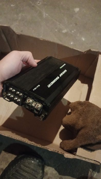 Продам саб колонки и усилитель