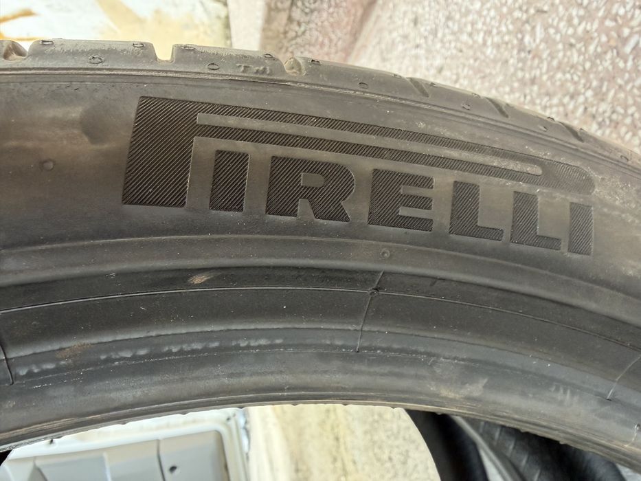 Cauc Pirelli 255/40/R21 P zero seal inside dot 44/2024 7-8mm 2 buc dis