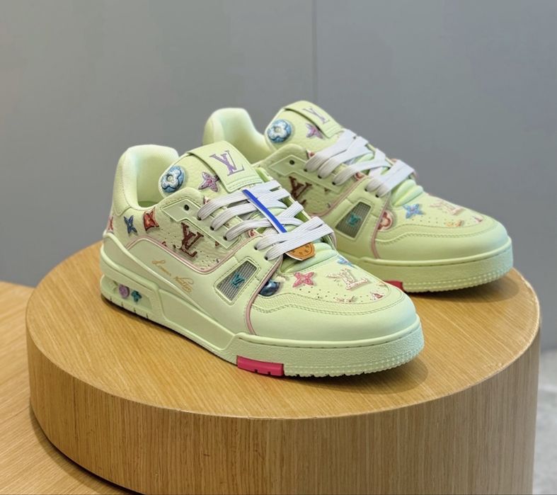 Adidasi Louis Vuitton , calitate premium , pe comanda , noi , 43