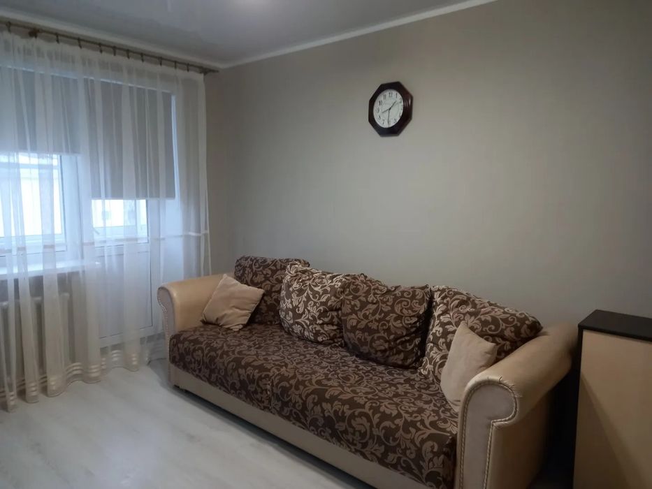 Два Часа 3000 тенге. Cдается 1-комнатная в центре. Абая