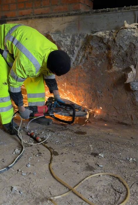 Бурение отверстий/Резка стен