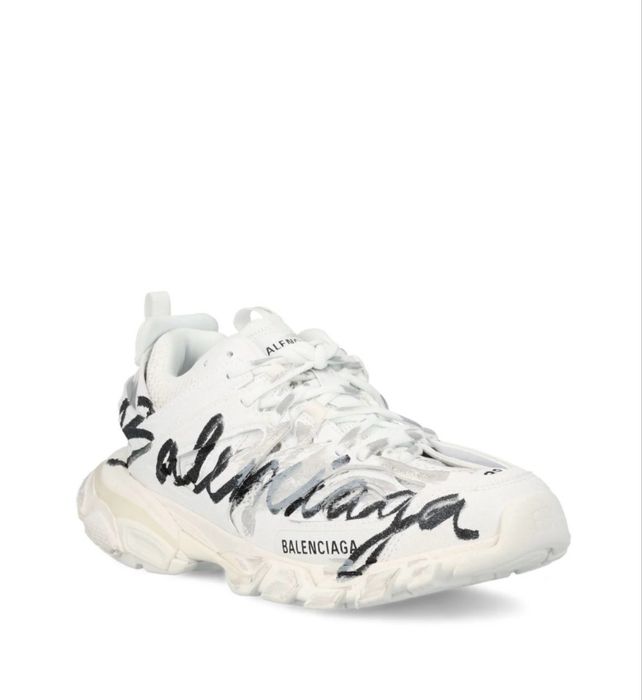 Balenciaga track grafiti