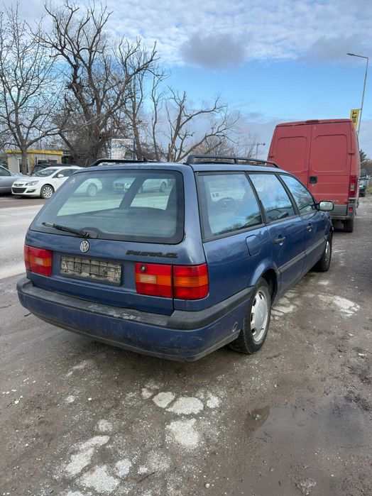 Volkswagen Passat B3/4 1.8i 1993-1996г. на части