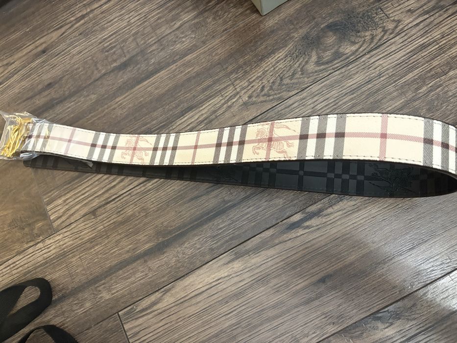 Curea Burberry Calitate Premium