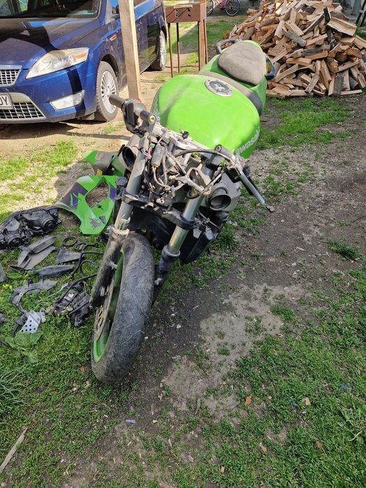 Piese Kawasaki Ninja  ZX9R   2000