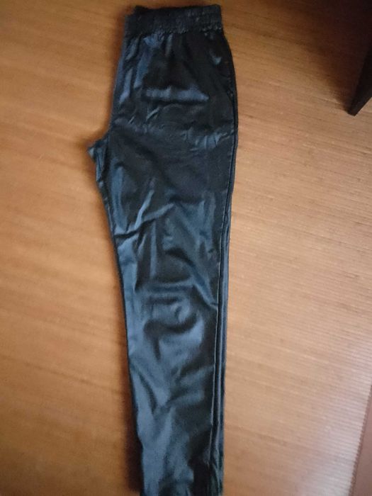 Дамски кожен панталон р-р 44 /уголемен