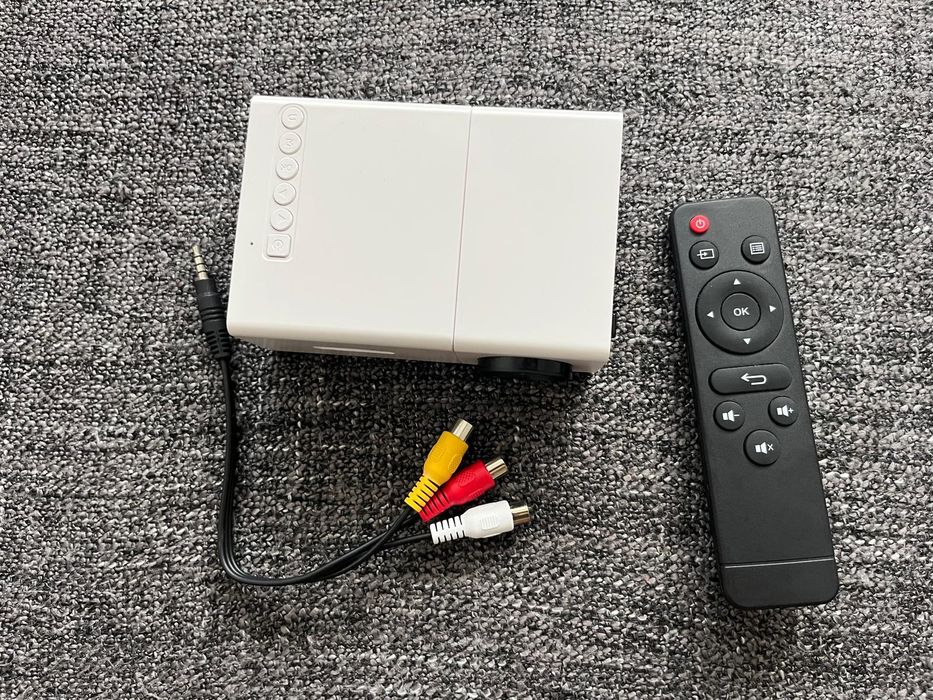 Mini Videoproiector Portabil YG300 Led (HDMI/USB)