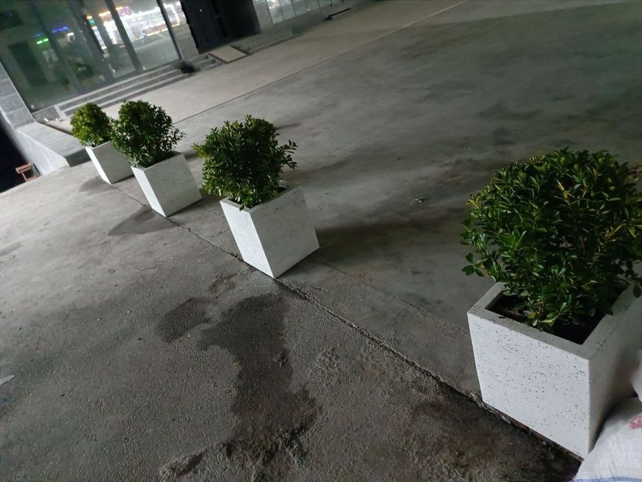 Mramor skameyka, urna, vazon