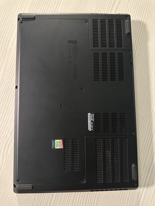 Dezmembrez sau vand Lenvo P53 Intel Core i7 9750H - nvidia Quadro