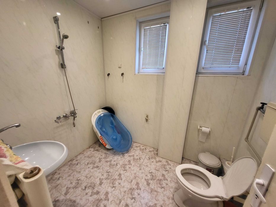 Продава се Къща в Пещера - 240 кв.м за 680 €/кв.м - Снимка #8