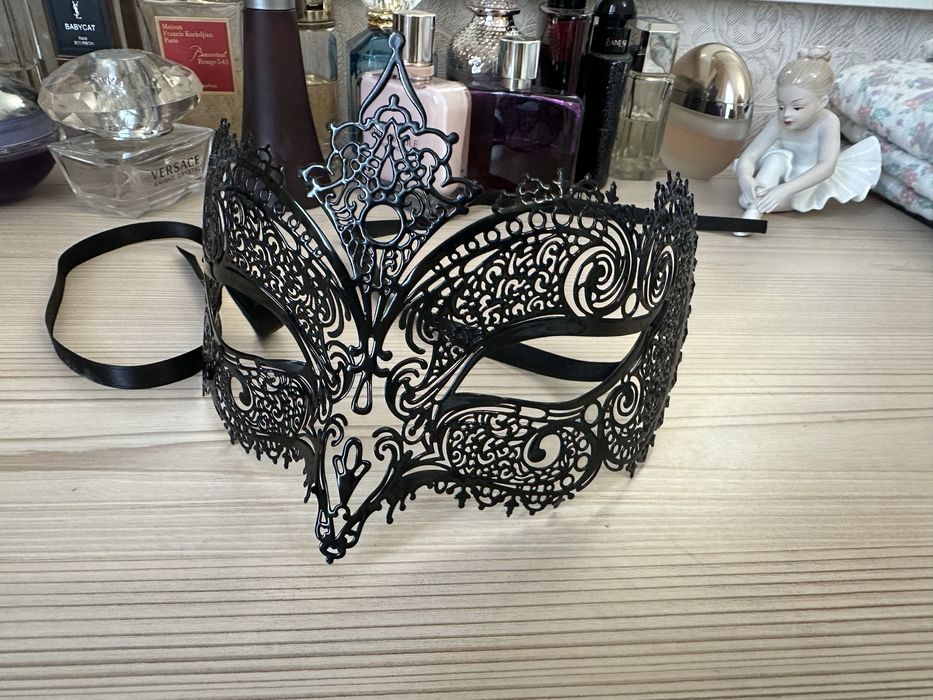 Маска для карнавала или шоу