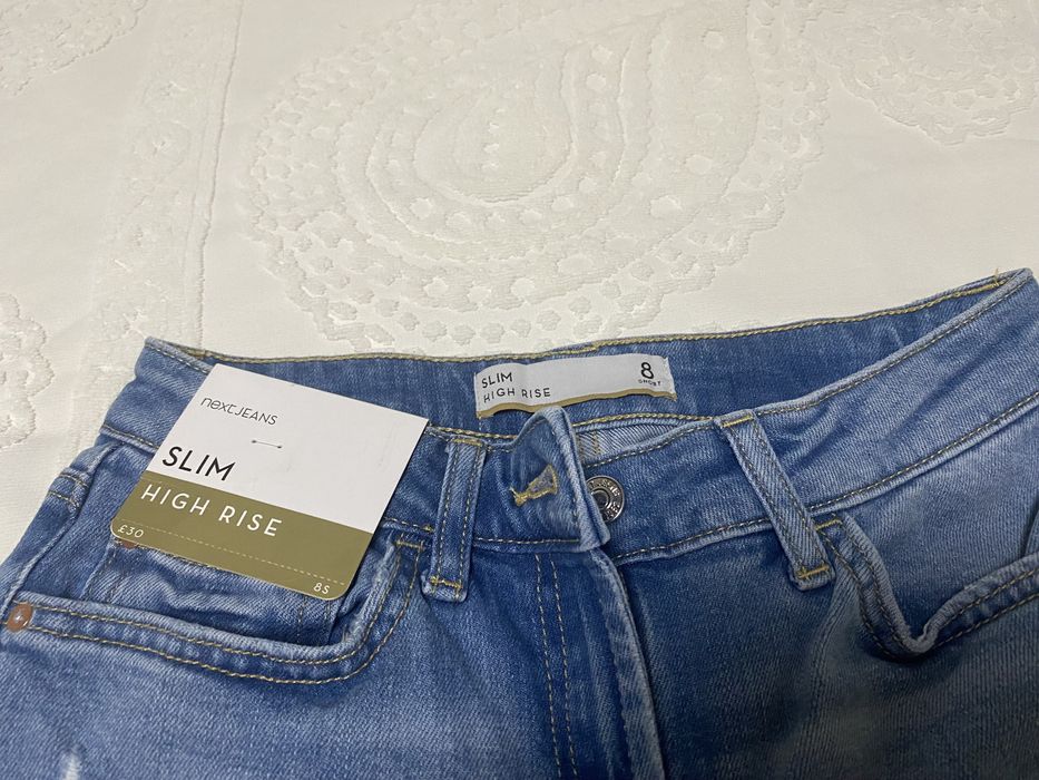 Джинсы с next