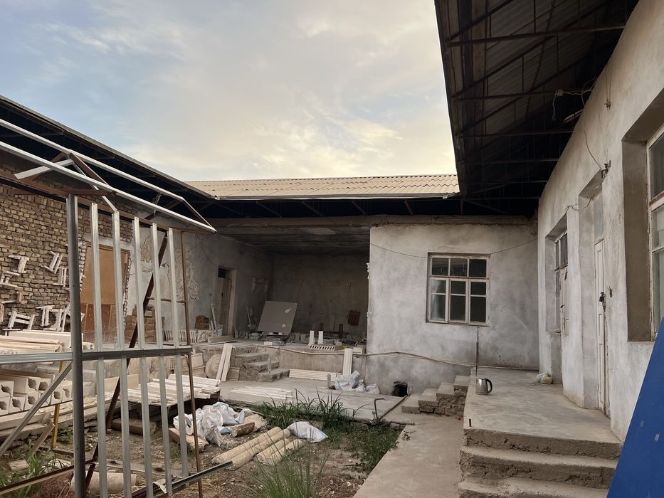 Zif tekstil yonidagi bino sotiladi