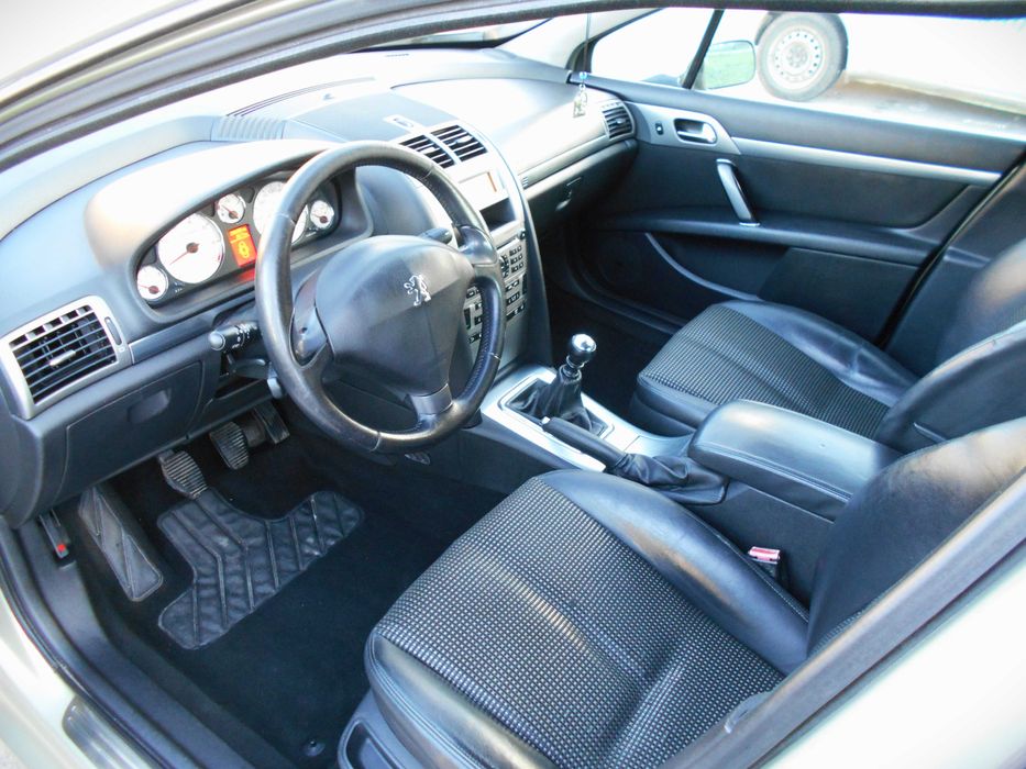Peugeot 407 2.2i 16V * ГАЗ *