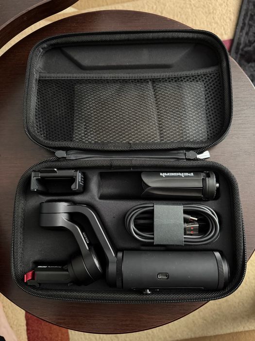 Продам стабилизатор Zhiyun Smooth Q2