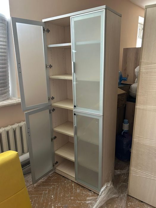 Продам офисную мебель