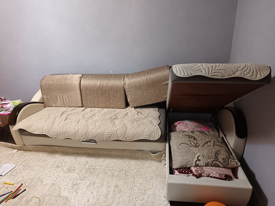 Диван угловой 3 м